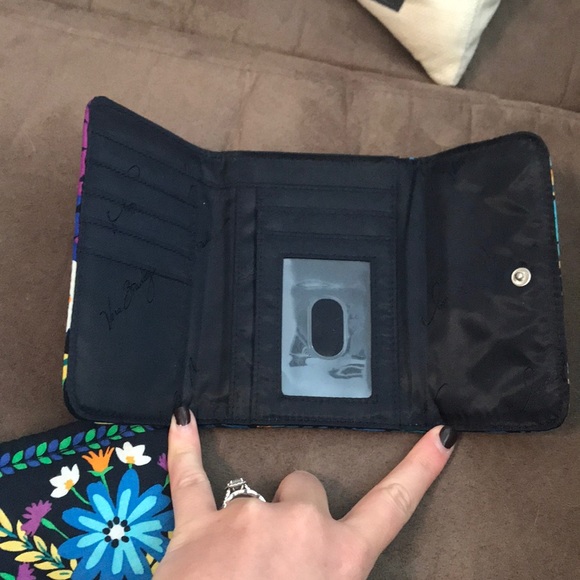 Vera Bradley tote bag and wallet - Picture 2 of 7